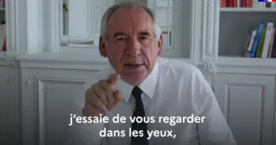 Budget : On a écouté le premier podcast de François Bayrou (et ce n’était pas incroyable)